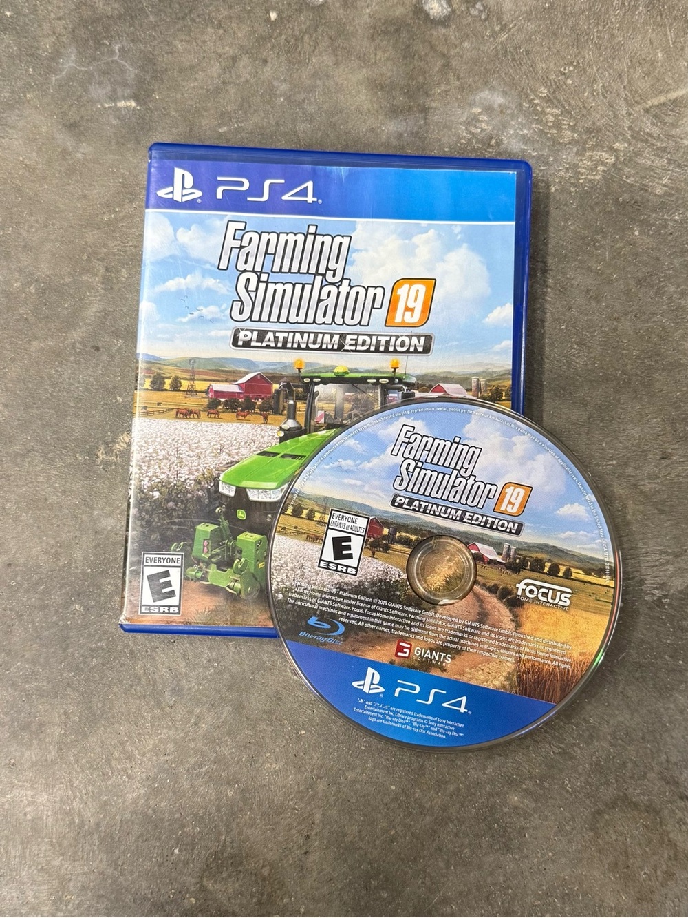 Farming Simulator 19 Platinum Edition PS4